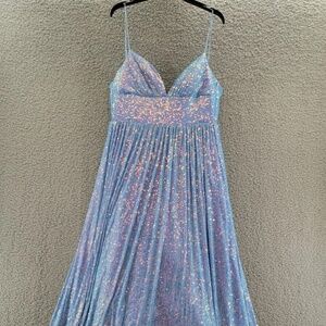 B DARLIN All Over Sequin Ball Gown Juniors 13/14 Light Blue V-Neck Back Zip